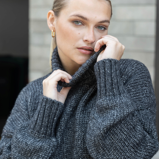 How to Knit an Oversized Sweater That Actually Flatters (2026 Guide)