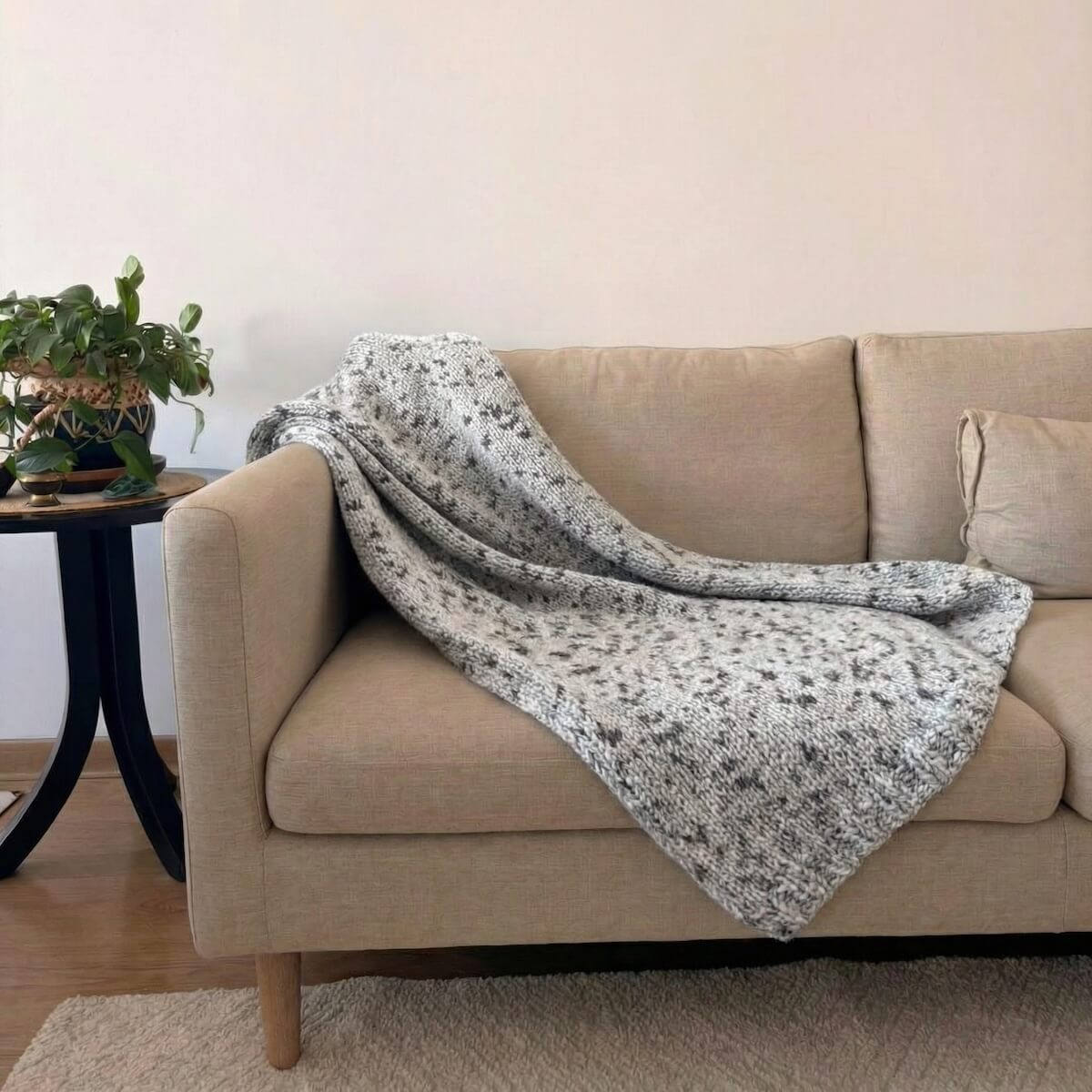 DreamCloud Blanket Kit Grey Charcoal Cloudtouch Baby Alpaca Pima Cotton Chunky Knitting Kit for Adults