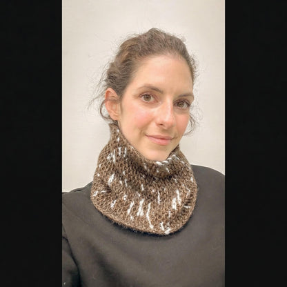 Huayna Cowl - Beginner Knitting Kit
