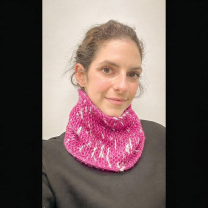 Huayna Cowl - Beginner Knitting Kit