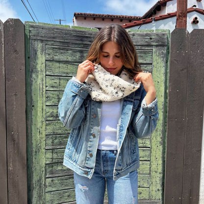 All Season Cowl - Beginner Knitting Kit
